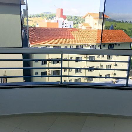 Edificio Summer Ville ปิราตูบา ภายนอก รูปภาพ
